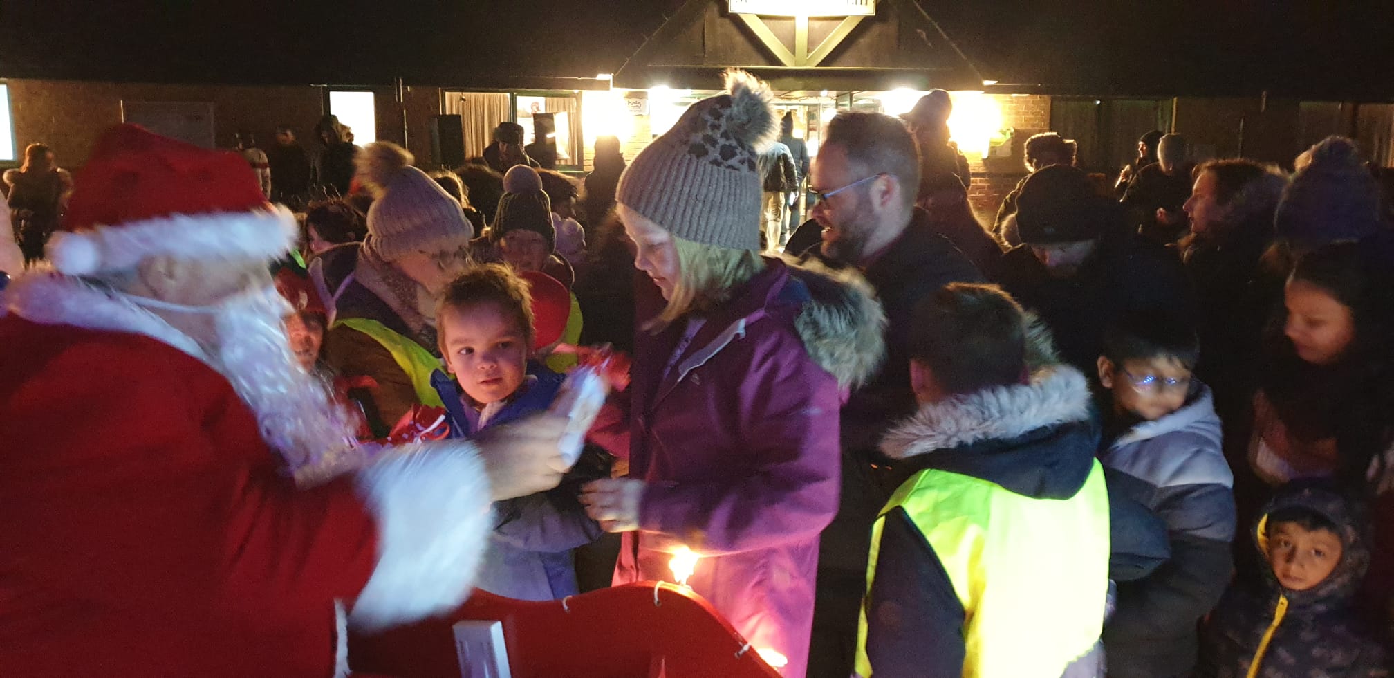 St Margaret's At Cliffe Parish Council » Christmas Lights Turn on